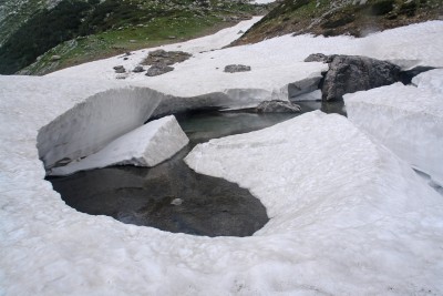 075 - Laghetto Marguareis e iceberg dalla sponda sud piÃ¹ chiara.jpg