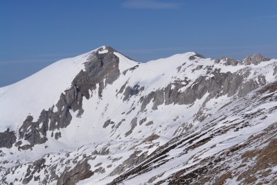 113 - Brignola e cresta verso il Mongioie dalla cresta delle Colme.JPG